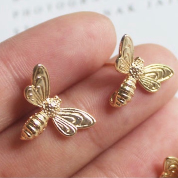 Jewelry - 🐝 Bee earrings